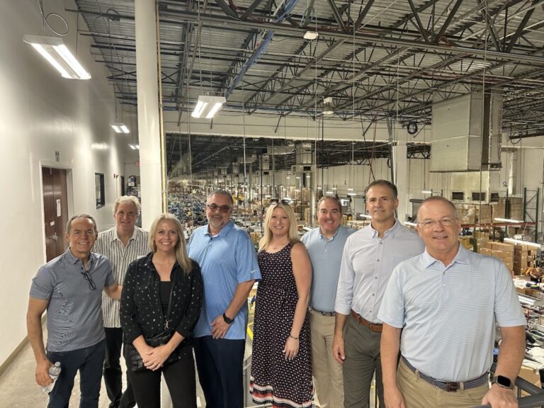 Facilisgroup Hosts Top Executive Event at Hit Promotional Products